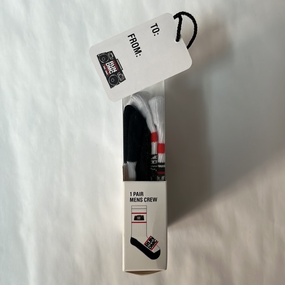 Men’s Christmas Socks Gift Holiday Party Stocking Stuffer Retro Music RUN DMC - Picture 3 of 6